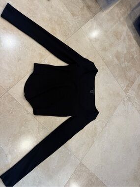 Forever 21 Black Ribbed Long-Sleeve Scoop Neck Top